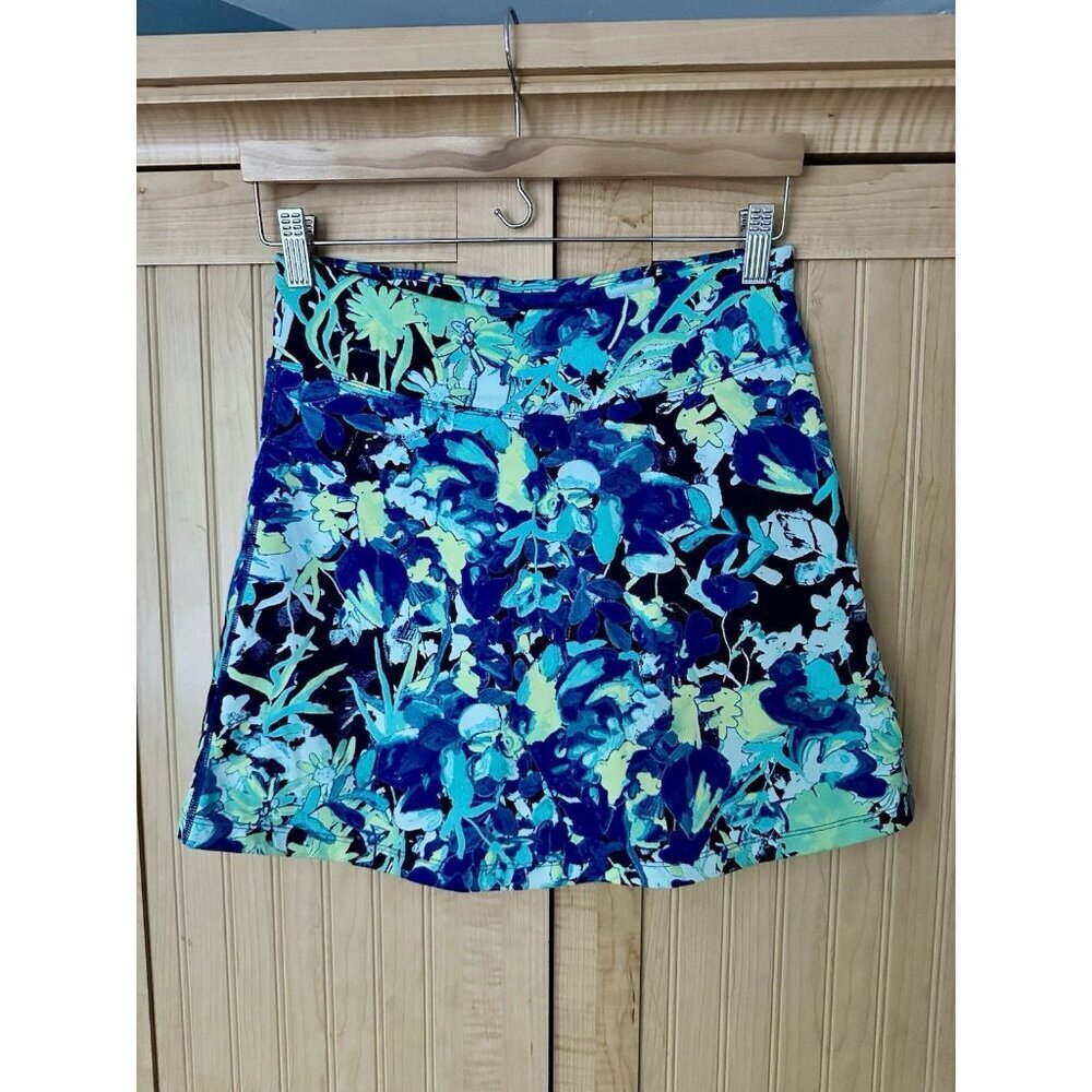 Title Nine size XS Blue Golf Tennis‎ Pickleball Activewear Floral Skirt Skort
